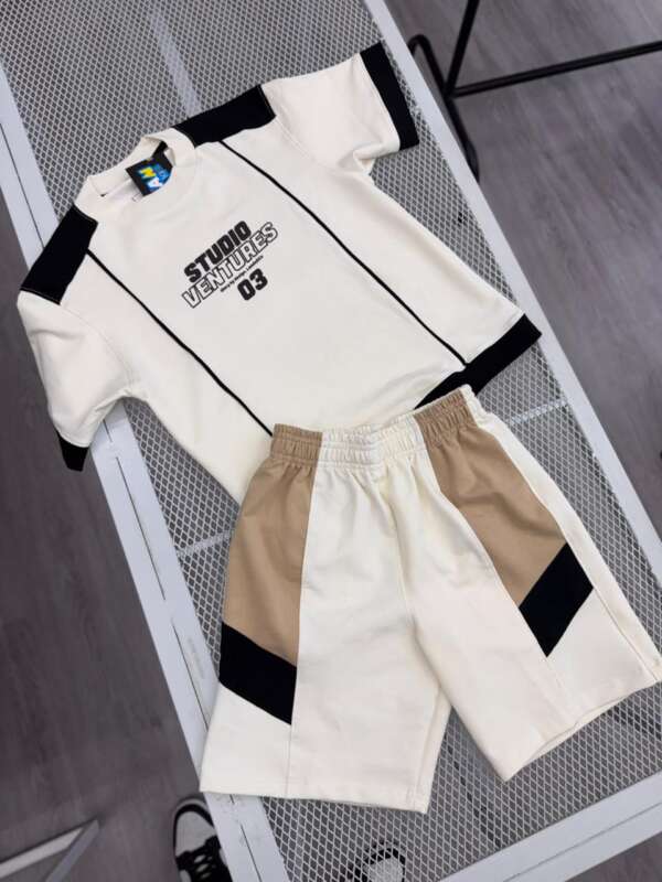 Conjunto Oversize estampado y bordado